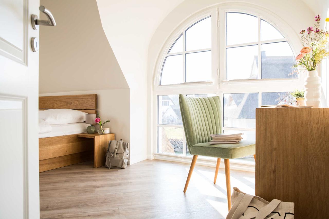 Ferienhaus Schilfrohrsaenger 6 Fuhlendorf  Rum bild